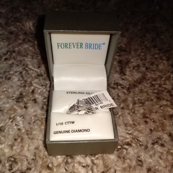 NWT!! SS 💍 Diamond Promise Ring! - Picture 6 of 9